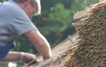 professional Achnacarry thatchers